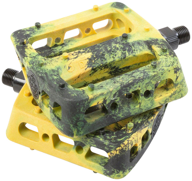 Load image into Gallery viewer, Odyssey Twisted Pro PC Pedals - Platform Composite/Plastic 9/16" Mustard/BLK Swirl