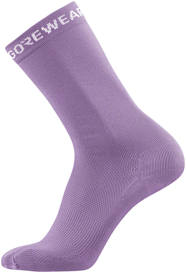 Load image into Gallery viewer, GORE Essential Merino Socks - Scrub Purple Mens 8-9.5
