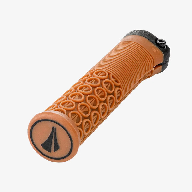 Load image into Gallery viewer, SDG Components Thrice 33 Grips 136mm Gum
