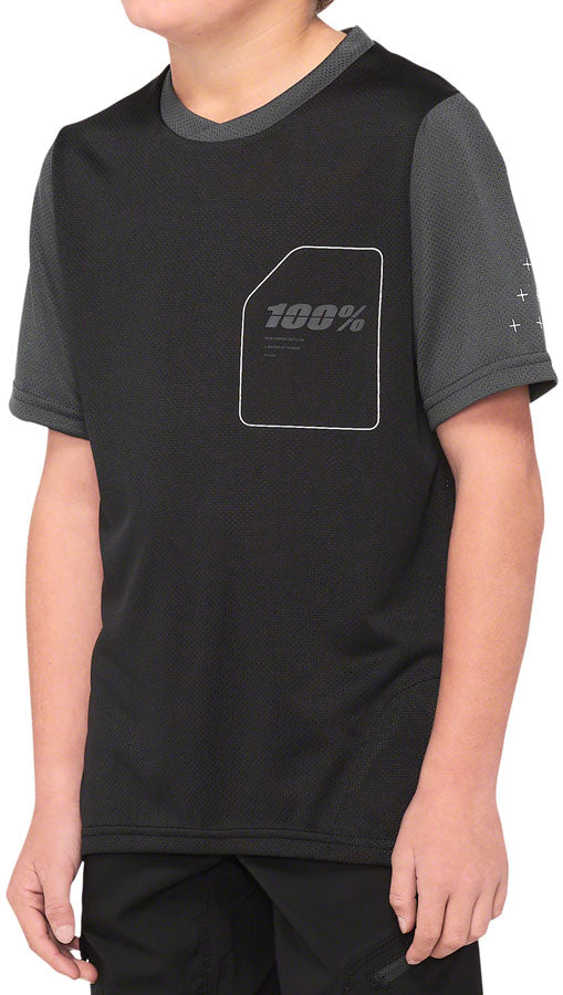Load image into Gallery viewer, 100% Ridecamp Jersey - Black/Charcoal Short Sleeve Youth Small
