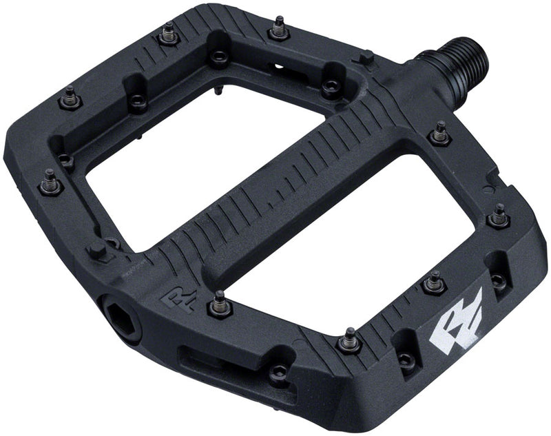 Load image into Gallery viewer, RaceFace Chester Pedals - Platform Composite 9/16" Large Black
