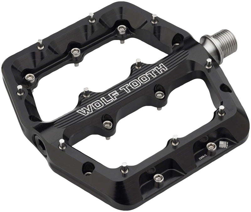Load image into Gallery viewer, Wolf Tooth Waveform Pedals - Black Small
