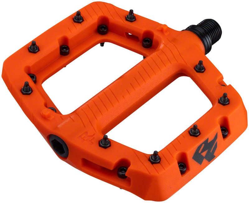 Load image into Gallery viewer, RaceFace Chester Pedals - Platform Composite 9/16" Small Orange
