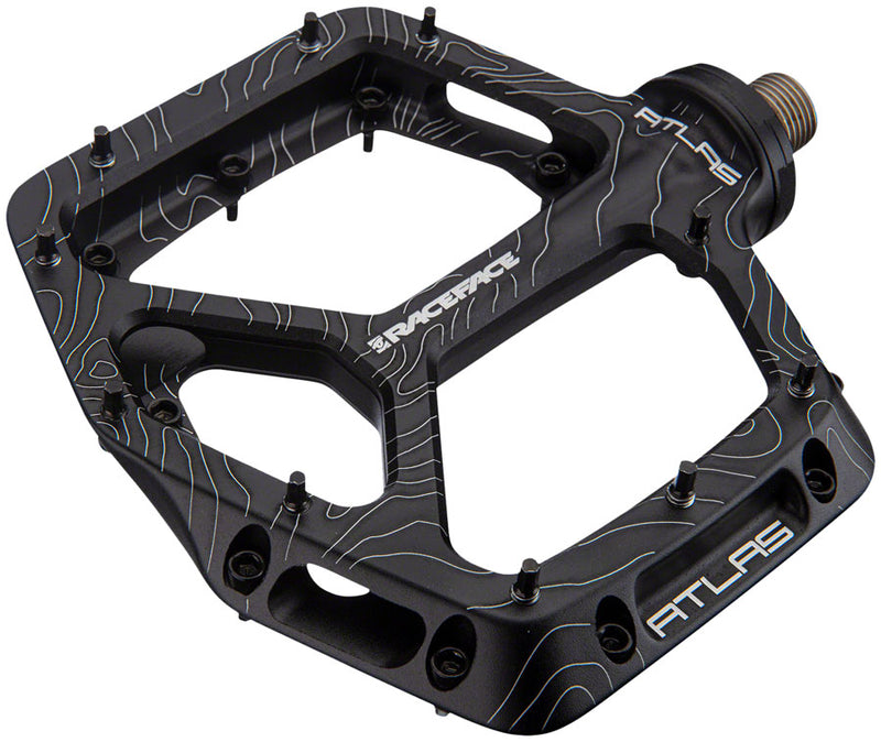 Load image into Gallery viewer, RaceFace Atlas Pedals - Platform Aluminum 9/16" Black
