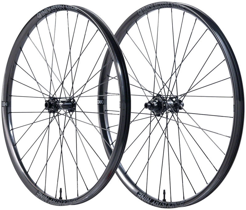 Load image into Gallery viewer, Industry Nine Hydra 2 Enduro Carbon Wheelset - 29" 15 x 110mm/12 x 148mm 6-Bolt XD BLK 32H
