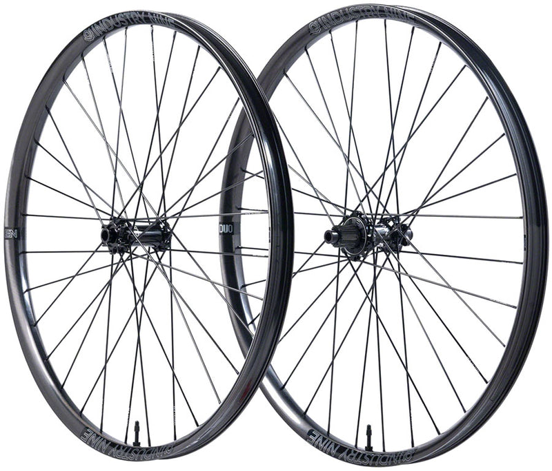 Load image into Gallery viewer, Industry Nine Hydra 2 Enduro Carbon Wheelset - 29" 15 x 110mm/12 x 148mm 6-Bolt Micro Spline BLK 32H
