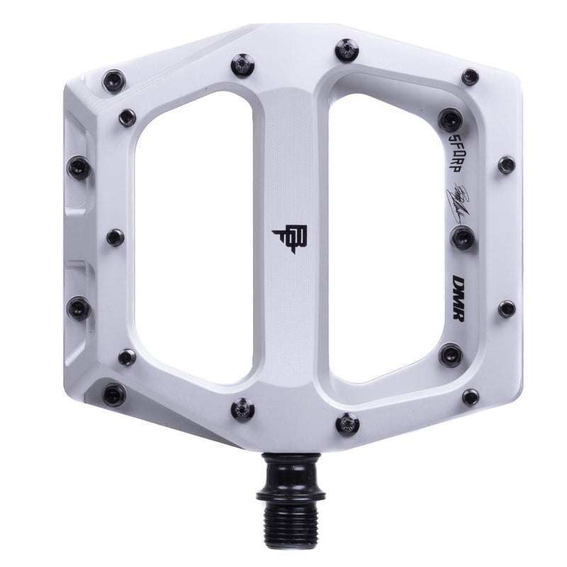 Load image into Gallery viewer, DMR Vault Brendog Pedals 9/16" - Ice
