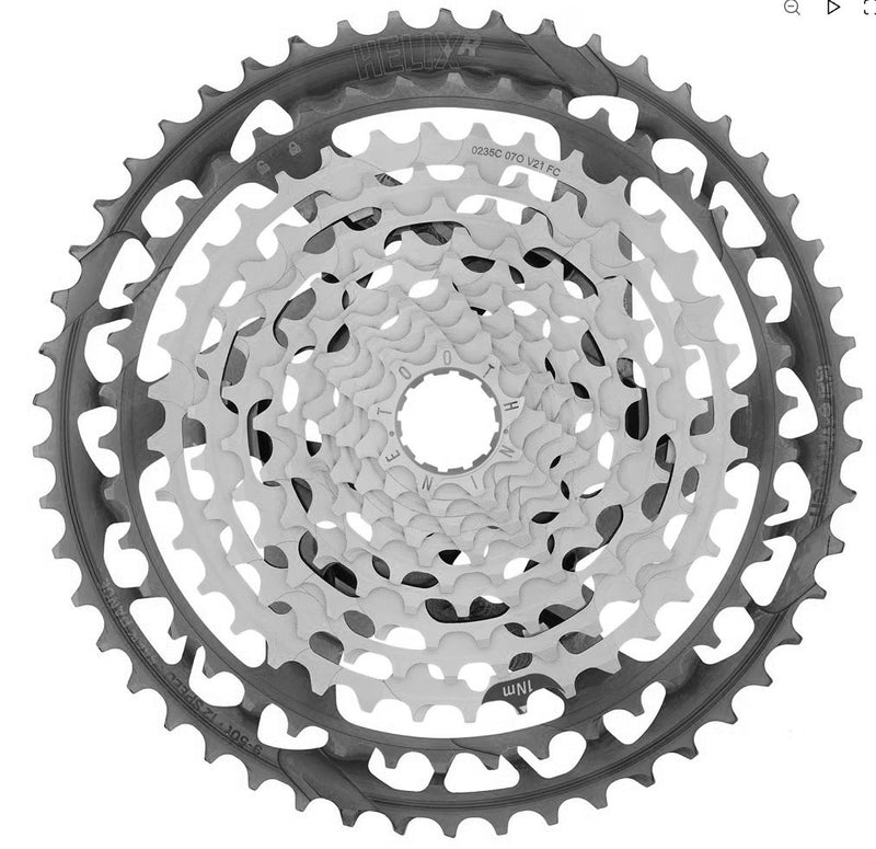 Load image into Gallery viewer, E*thirteen Helix Race 12sp Cassette 9-52t - Black
