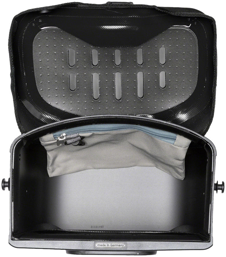 Load image into Gallery viewer, Ortlieb Ultimate Six Classic Handlebar Bag - 6.5L Black
