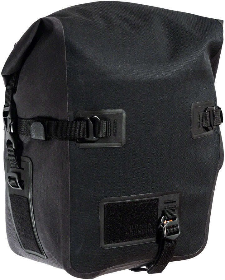 Load image into Gallery viewer, Old Man Mountain Ponderosa Panniers 13L Pair Black
