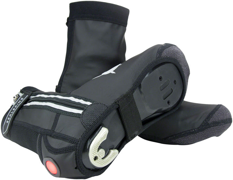 Load image into Gallery viewer, Sealskinz All Weather LED Open Sole Cycle Overshoe - Black Small
