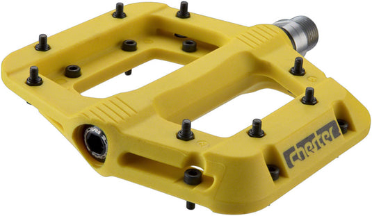 RaceFace Chester Pedals - Platform Composite 9/16"Yellow Replaceable Pins
