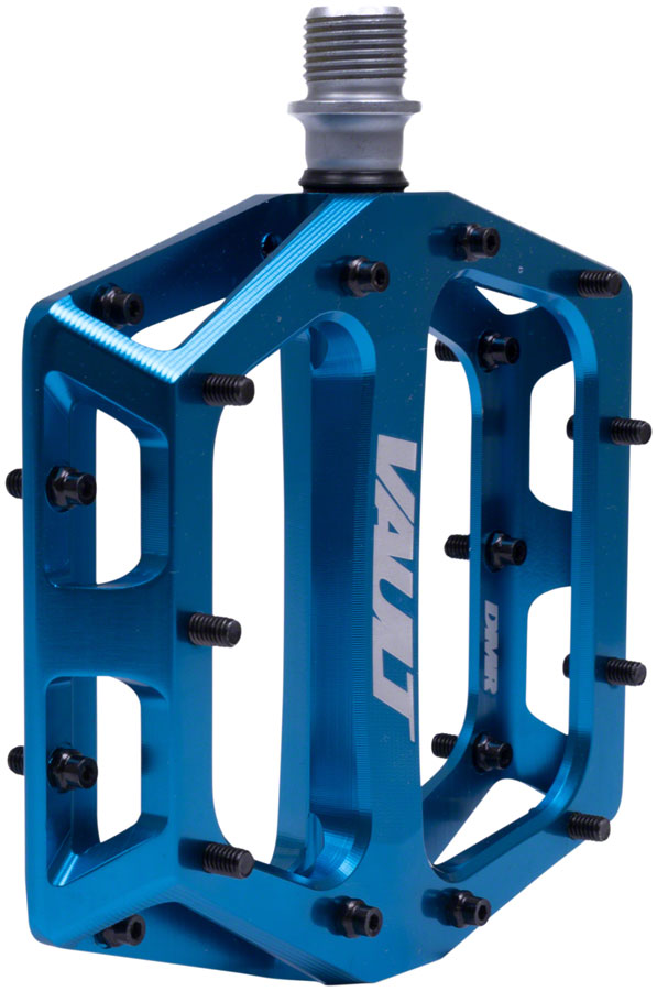 Load image into Gallery viewer, DMR Vault Pedals - Platform Aluminum 9/16&quot; Super Blue
