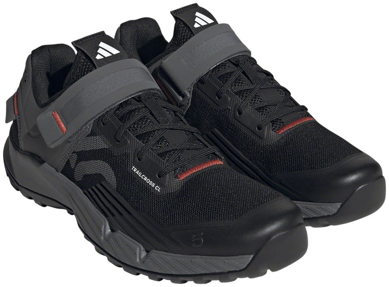 Load image into Gallery viewer, Five Ten Trailcross Mountain Clipless Shoes - Womens Core BLK/Gray Three/Red 9
