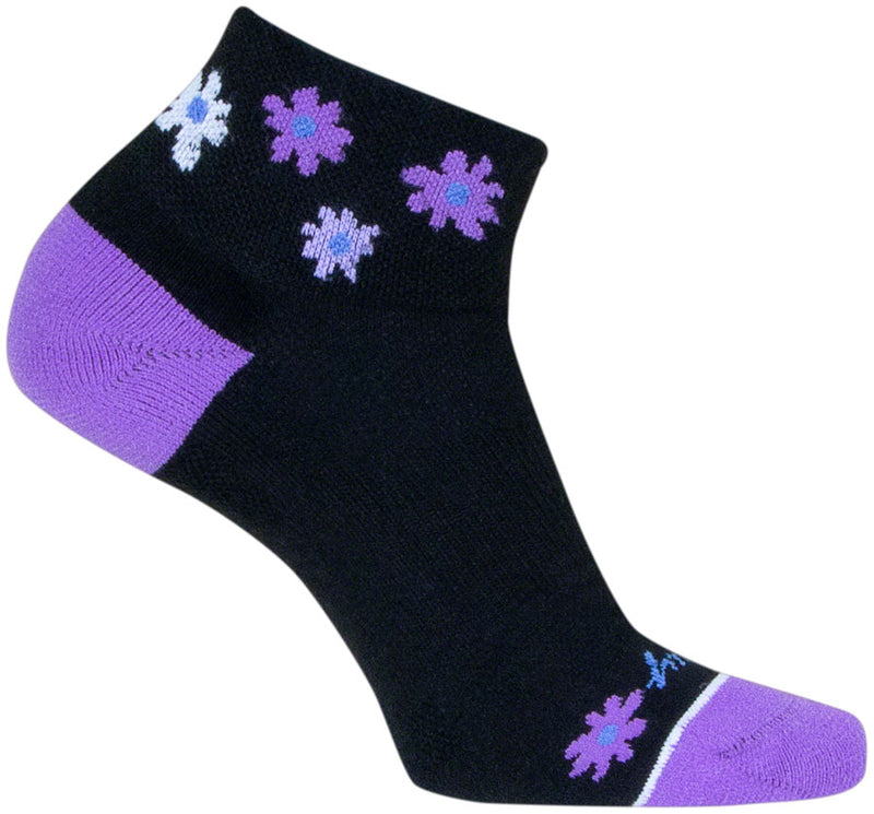 Load image into Gallery viewer, SockGuy Channel Air Daisy Classic Low Socks - 2&quot; BLK/Purple Womens Small/Medium
