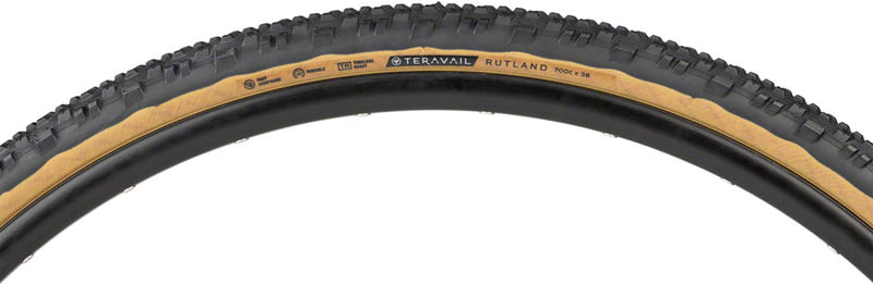 Load image into Gallery viewer, Teravail Rutland 700 x 38 Tubeless Folding Tan Durable Fast Compound
