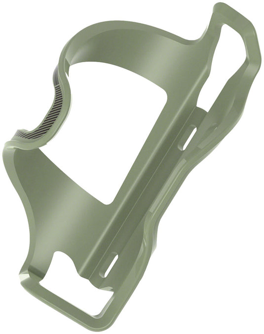 Side entry outlet water bottle cage